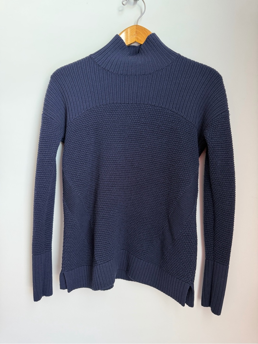 Lululemon Warm & Restore Mock Neck Wool Knit Sweater Size 6 Blue - Picture 2 of 11